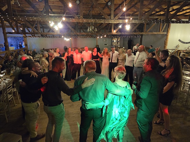 Davertainment Bridal Couple